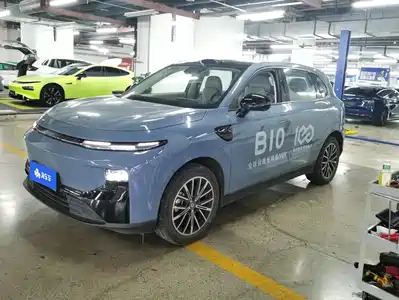 Leapmotor B10