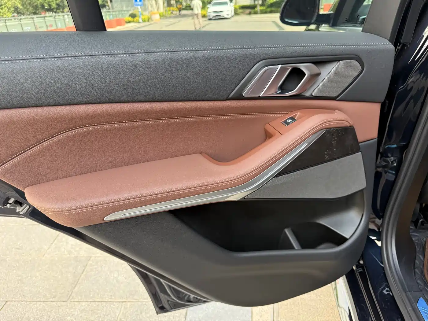 BMW X5 (Import) 2020 xDrive40i M Sport Package фото 32