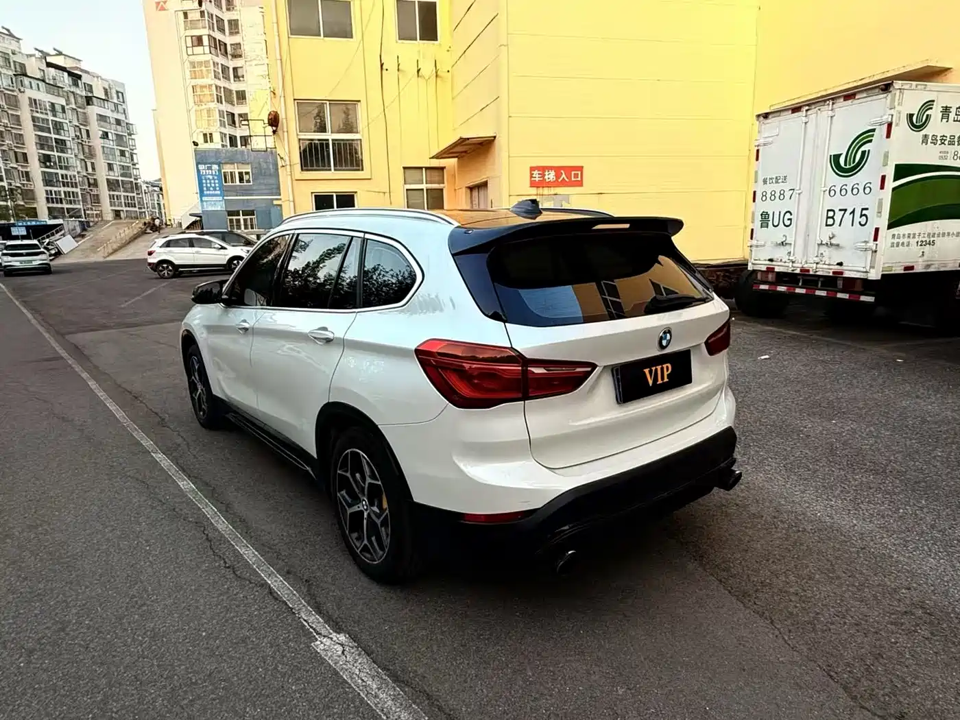 BMW X1 2016 xDrive20Li Luxury Model фото 6