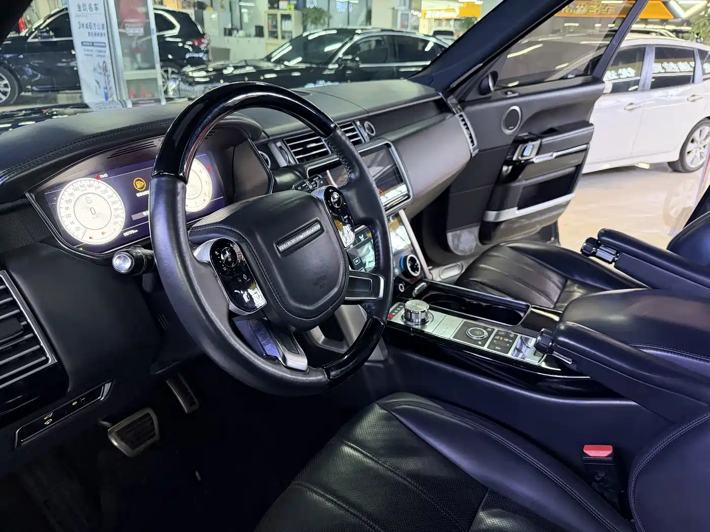 Land Rover Range Rover 2016 3.0 SC V6 Vogue фото 9