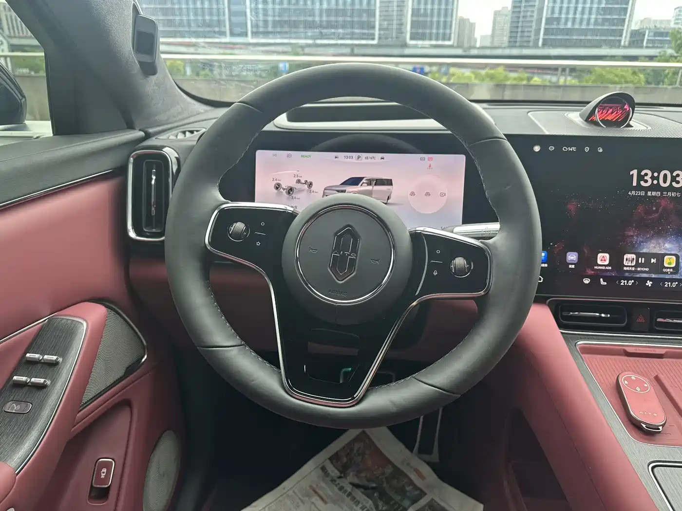 AITO Wenjie AITO M8 2025 Range Extender Max+ Edition 53.4kWh 5-seater фото 15