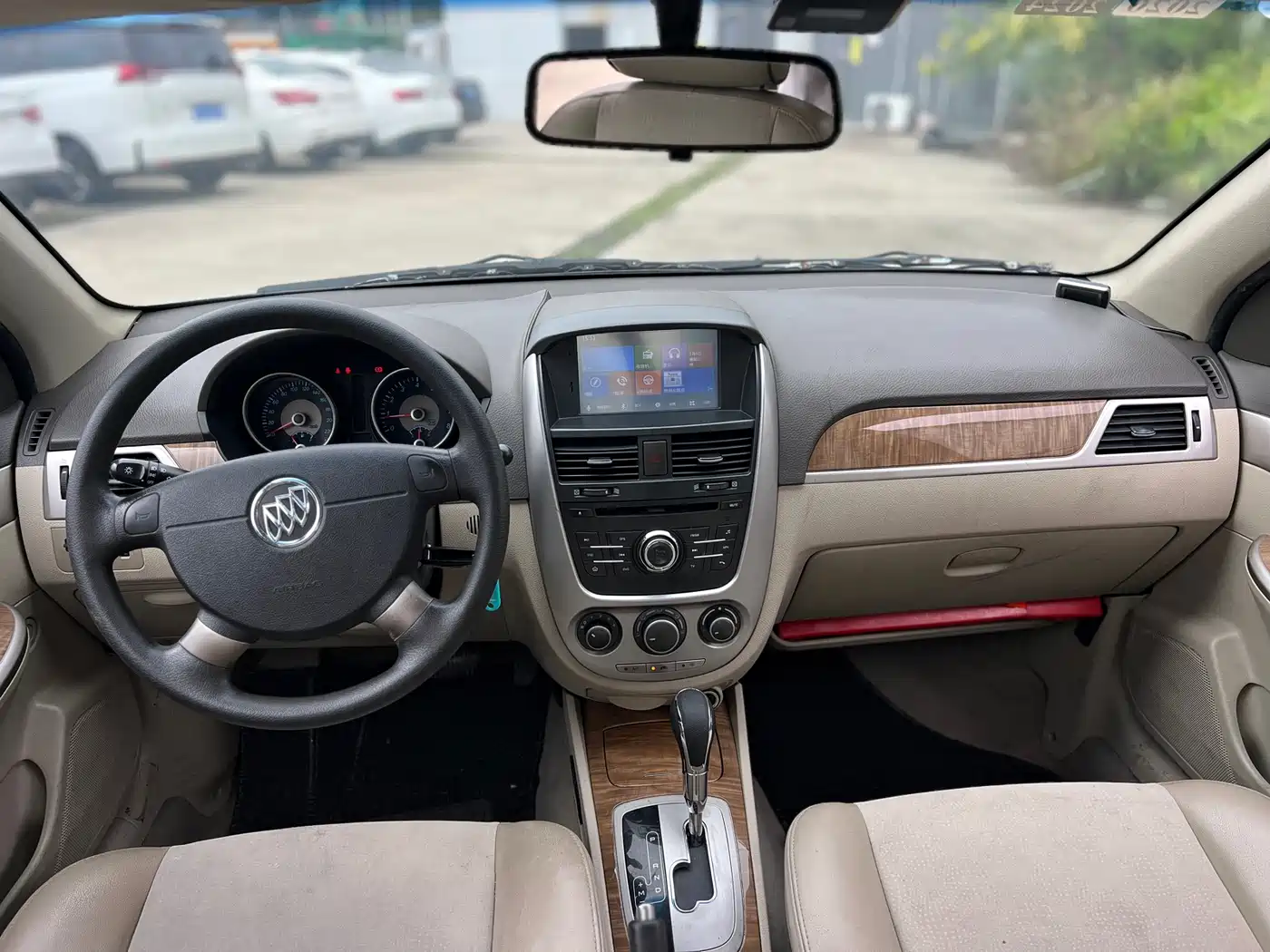 Buick Excelle 2015 1.5L Automatic Classic фото 5
