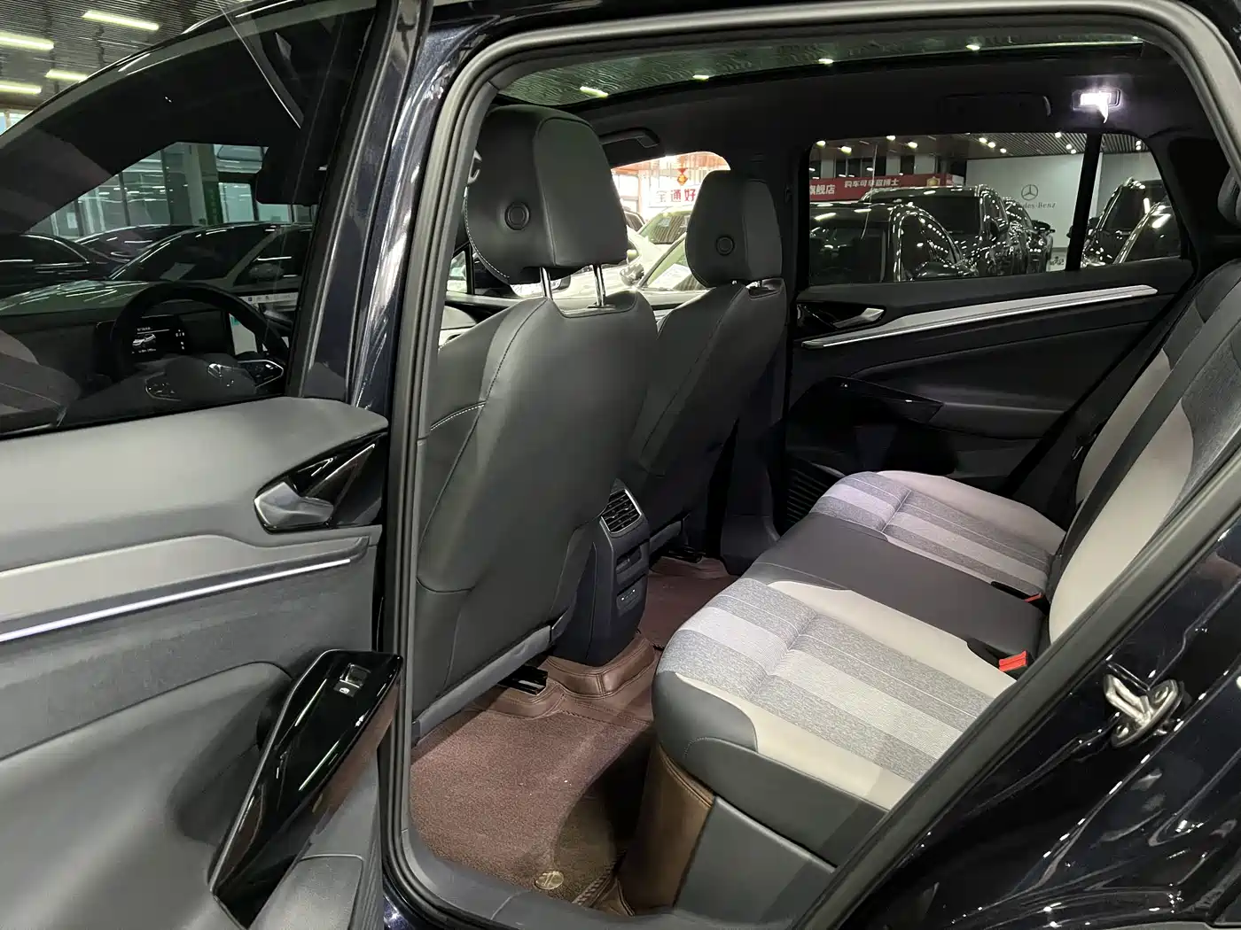 VOLKSWAGEN ID.4 CROZZ