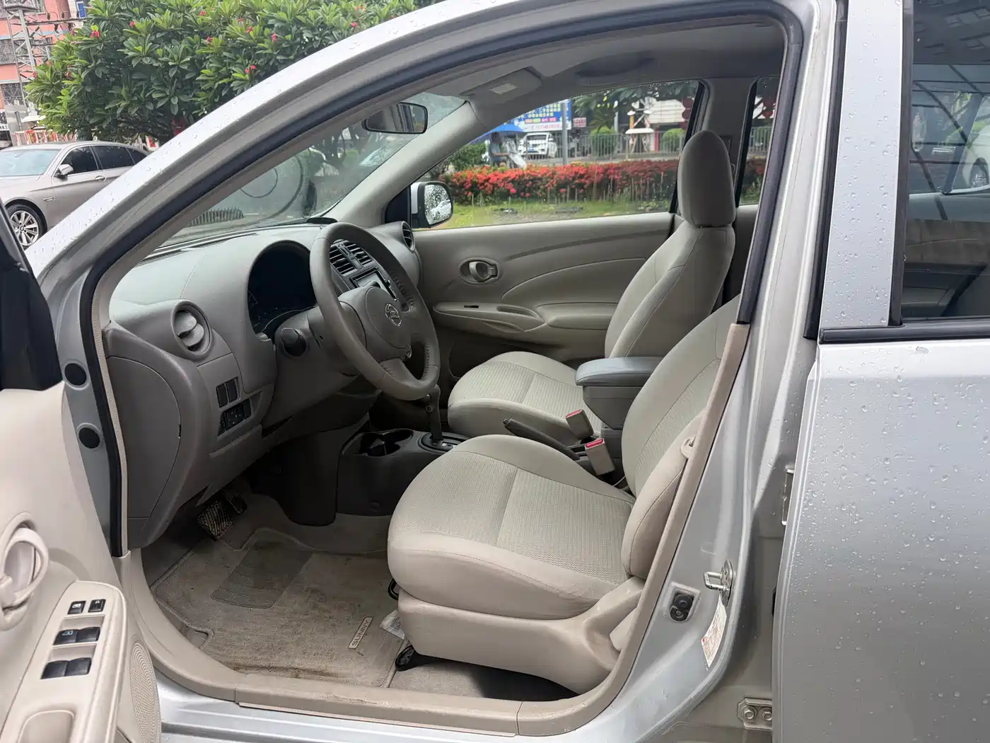 Nissan Sunny 2013 2011 1.5XE CVT Comfort Edition