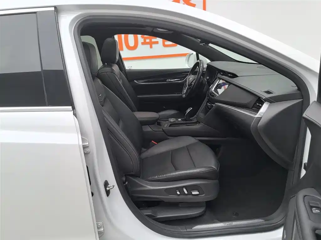 Cadillac XT5 2020 28T AWD Luxury Model фото 23