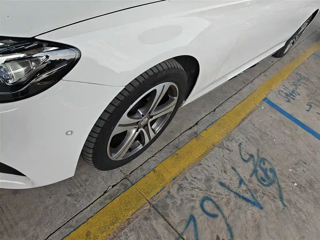 Mercedes-Benz E-Class 2016 E 200 L Sport Type фото 25