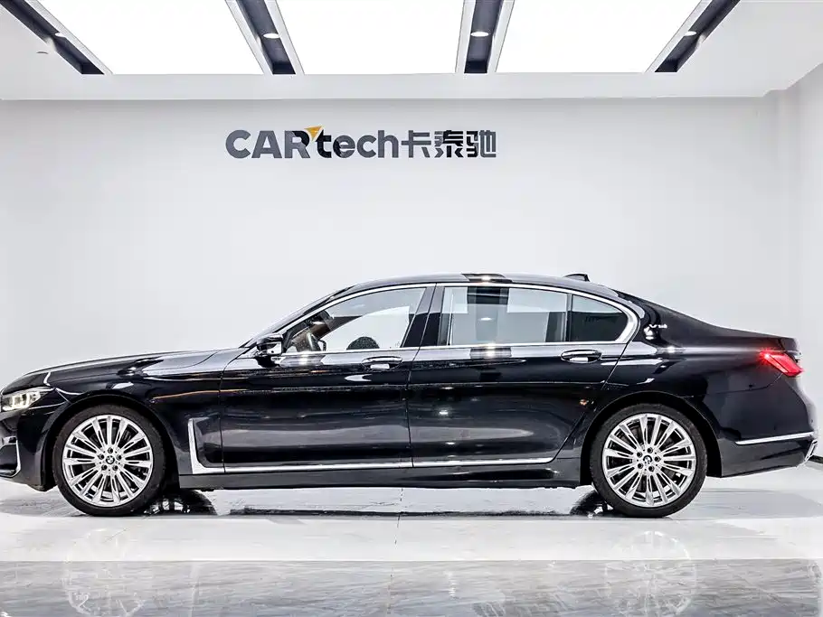 BMW 7 Series 2019 M760Li xDrive V12 Luxury Package фото 28