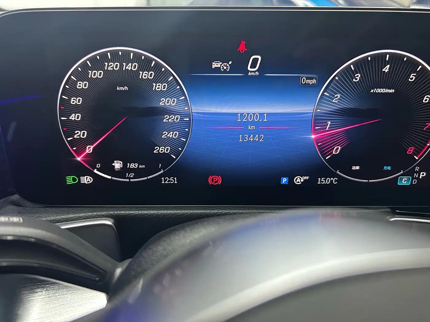 Mercedes-Benz GLB 2024 Facelift GLB 220 Dynamic фото 8