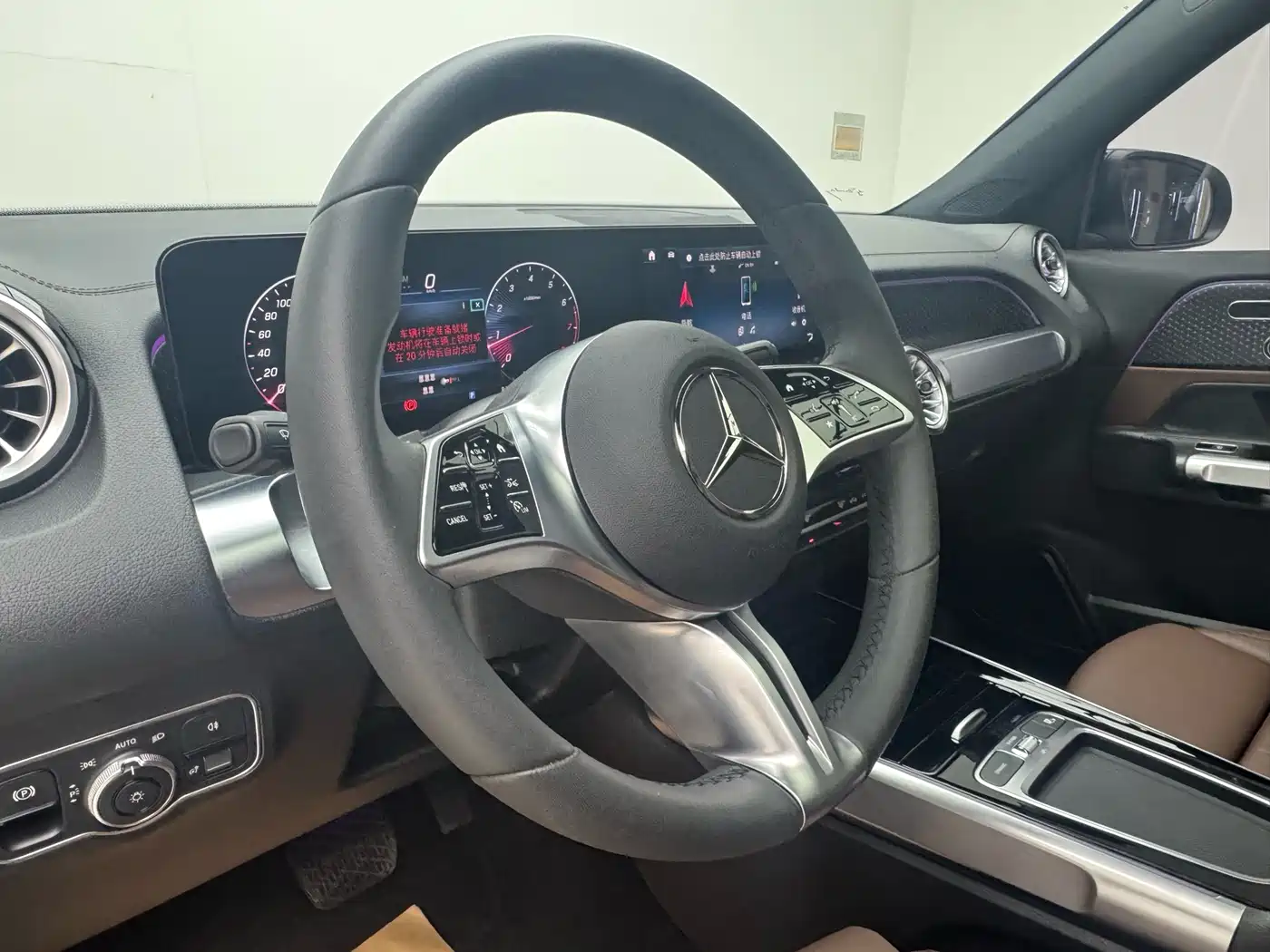 Mercedes-Benz GLB 2024 Facelift GLB 220 Dynamic фото 6