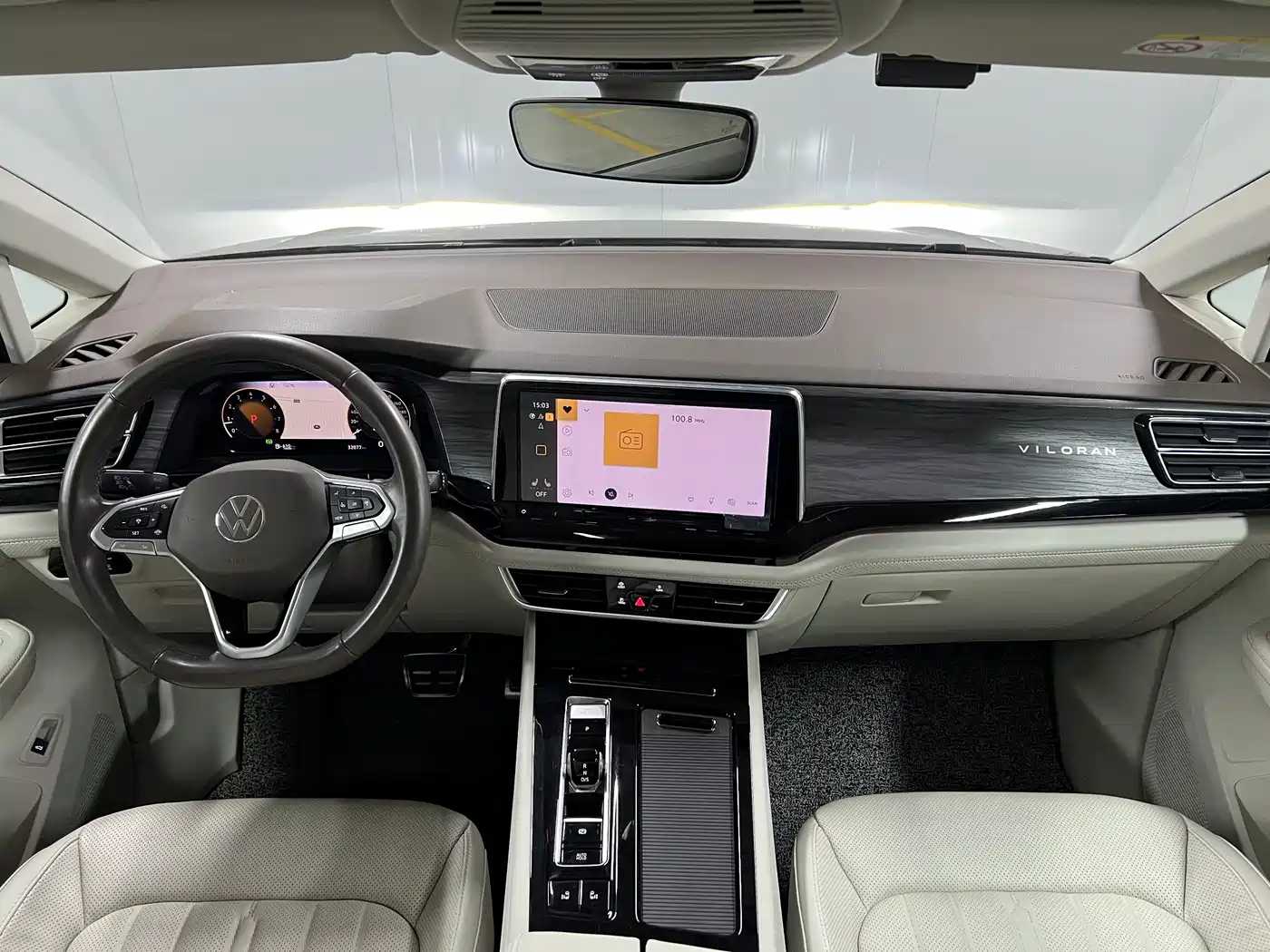 Volkswagen Viloran 2023 Facelift 380TSI Prestige Edition фото 12