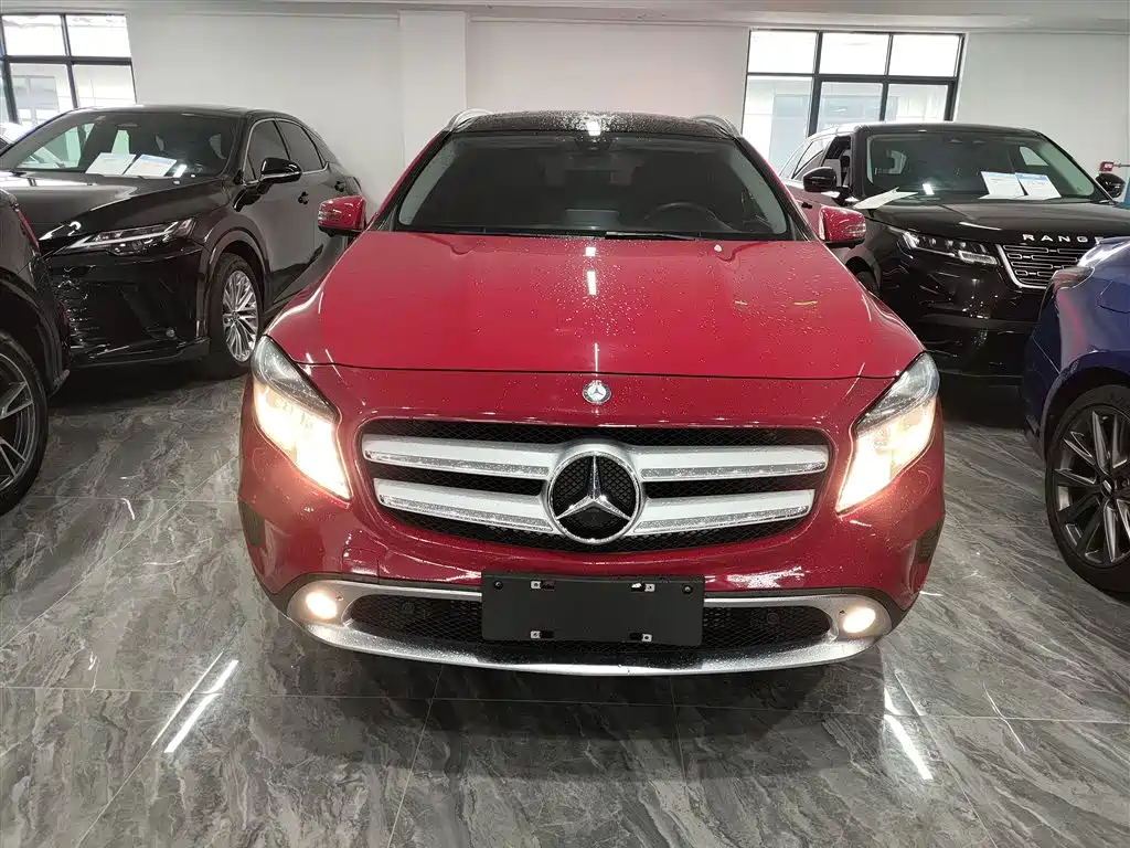 Mercedes-Benz GLA 2016 GLA 200 Dynamic фото 3