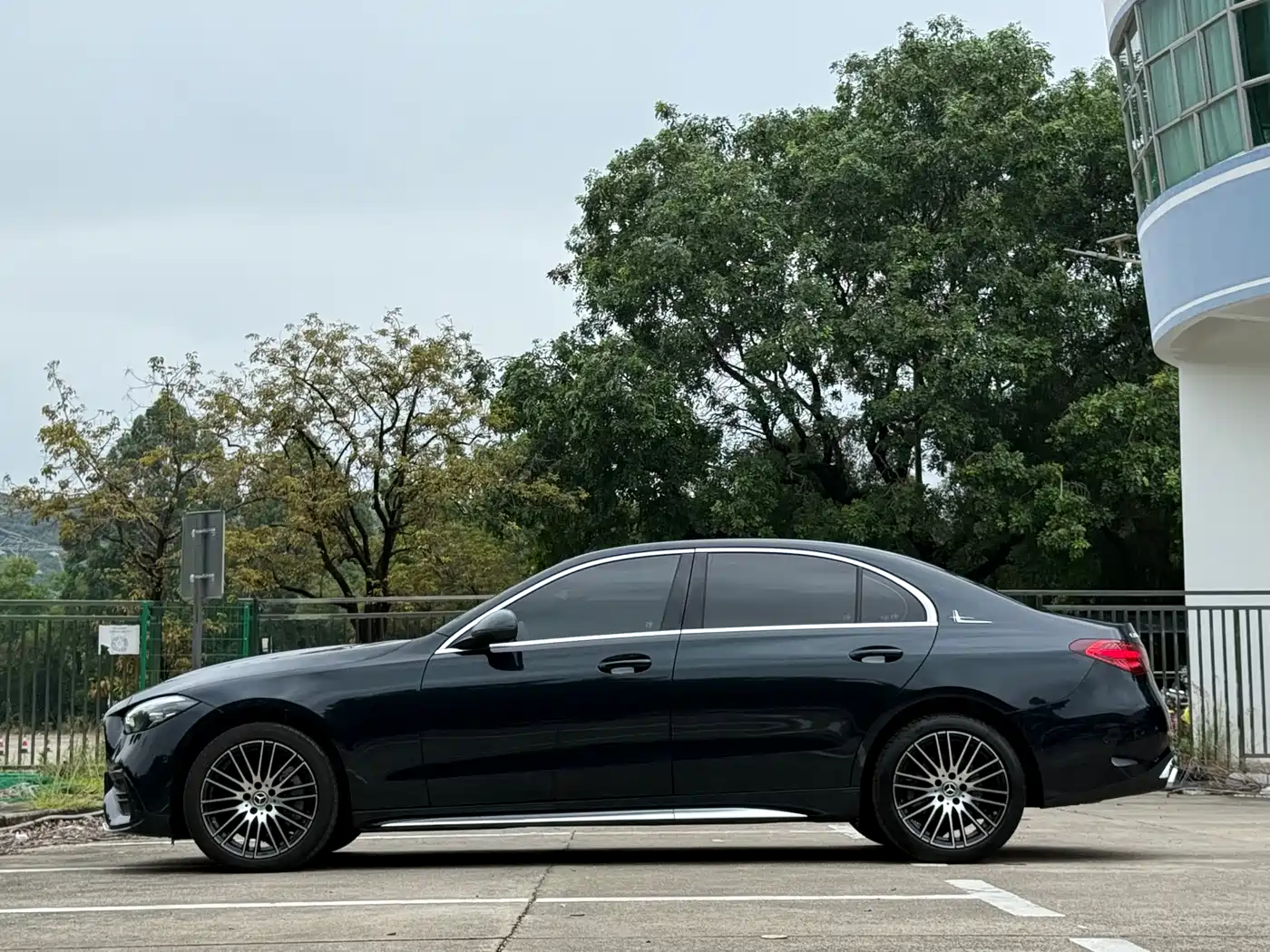 Mercedes-Benz C-Class 2024 Second Facelift C 260 L Sport фото 15