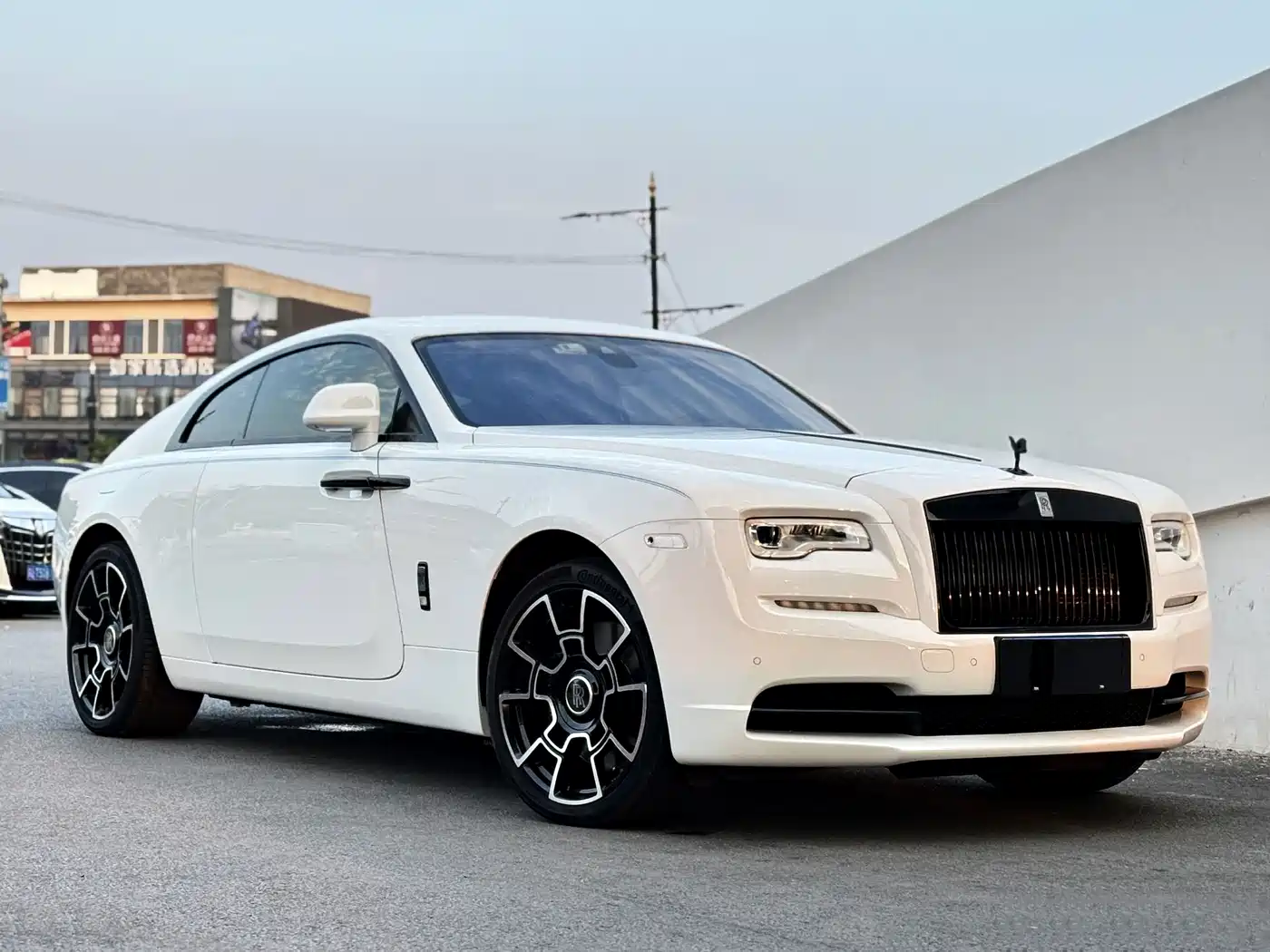 ROLLS-ROYCE PHANTOM