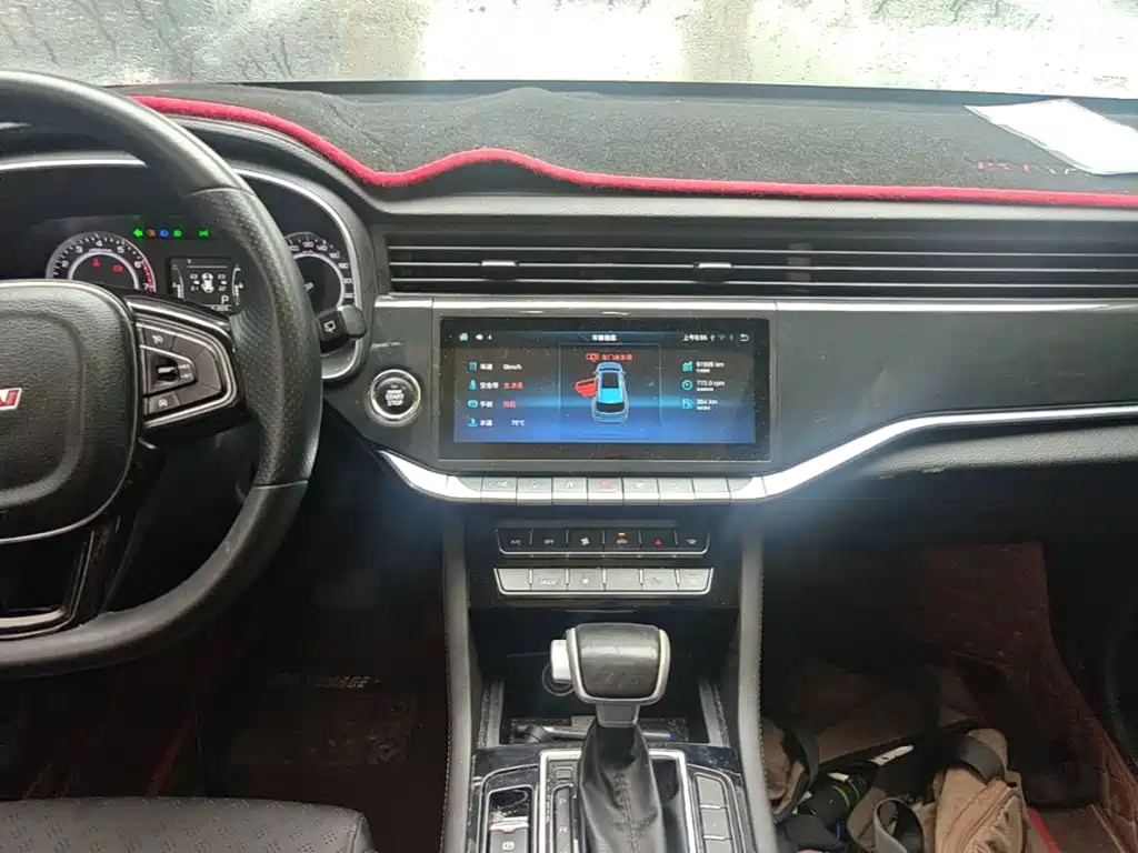Sinotruk VGV VGV U70 2021 2020 Model 1.5T Auto Smart Elite 7-Seater