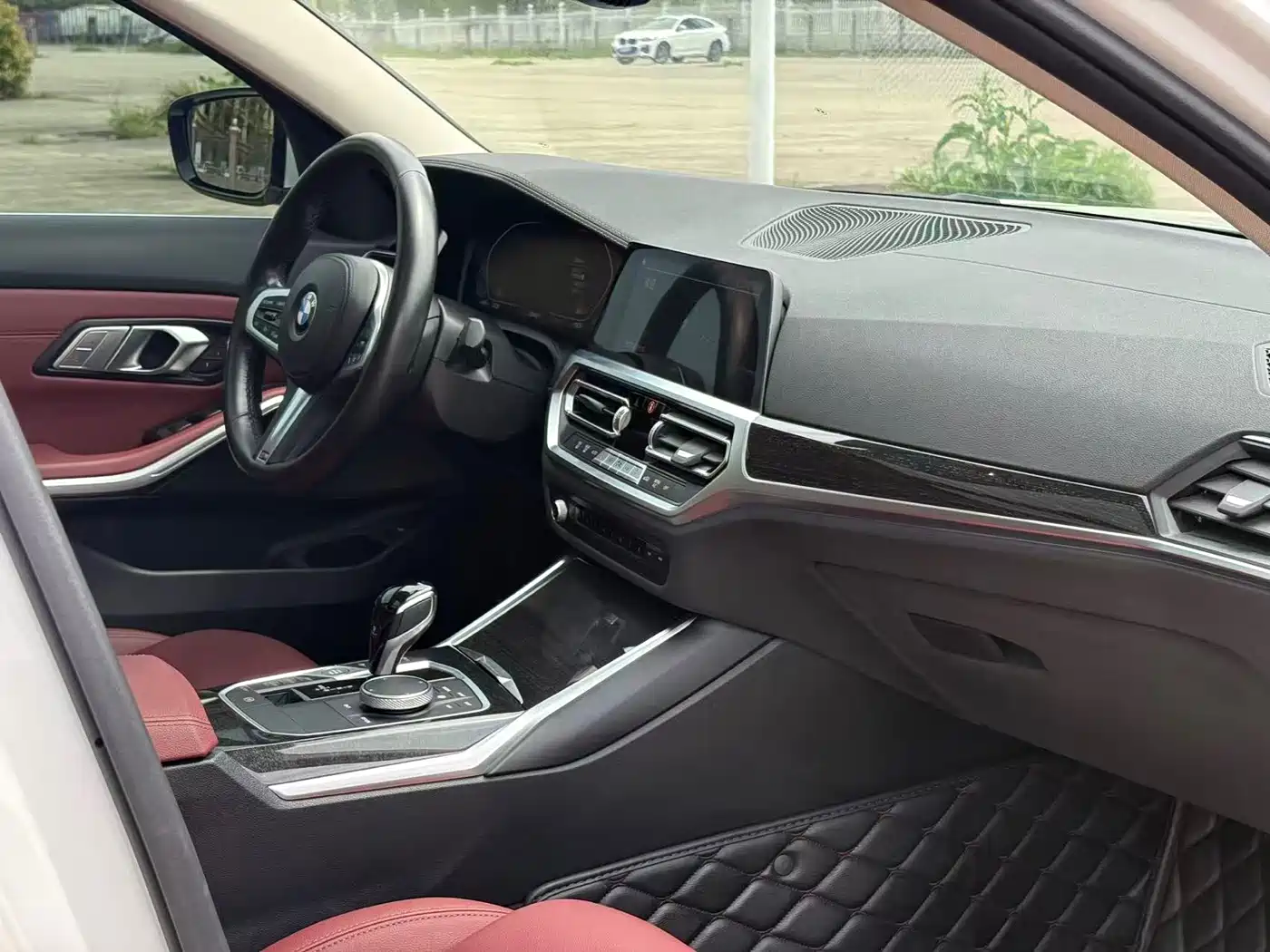 BMW 3 Series 2022 325Li M Sport Package фото 7