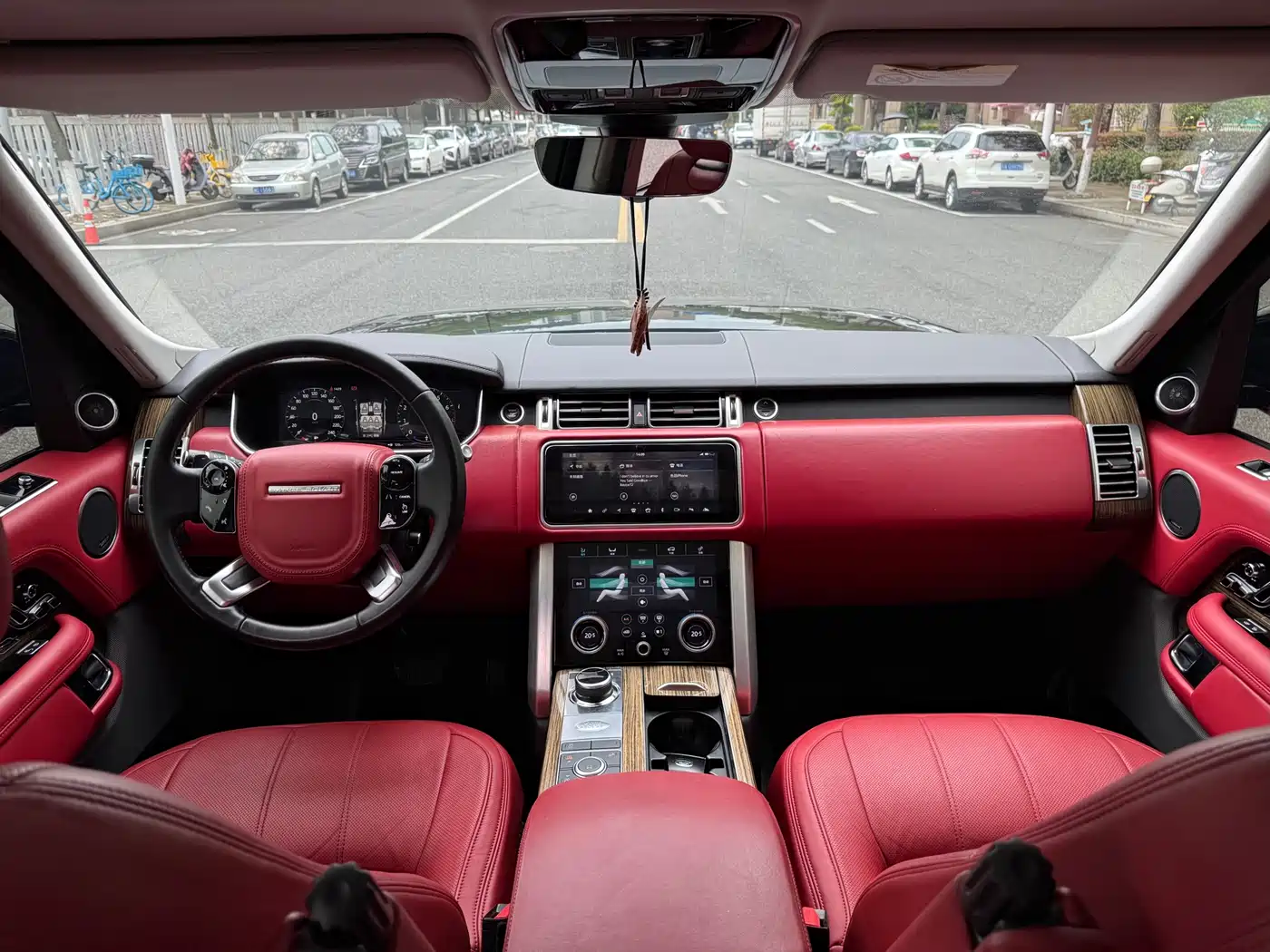 Land Rover Range Rover 2018 3.0 SC V6 Vogue Heritage Extended Edition фото 8