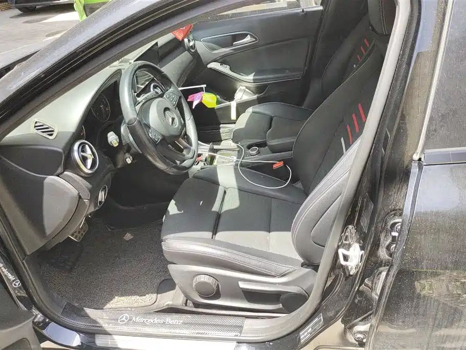 Mercedes-Benz A-Class (Import) 2017 A 200 Dynamic Edition фото 9