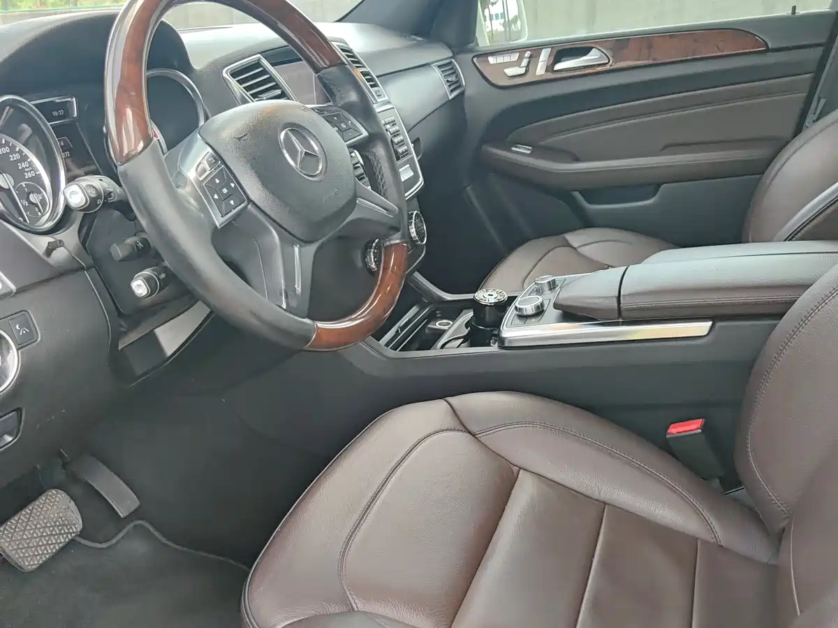 Mercedes-Benz M-Class 2012 Model ML 350 Luxury фото 13