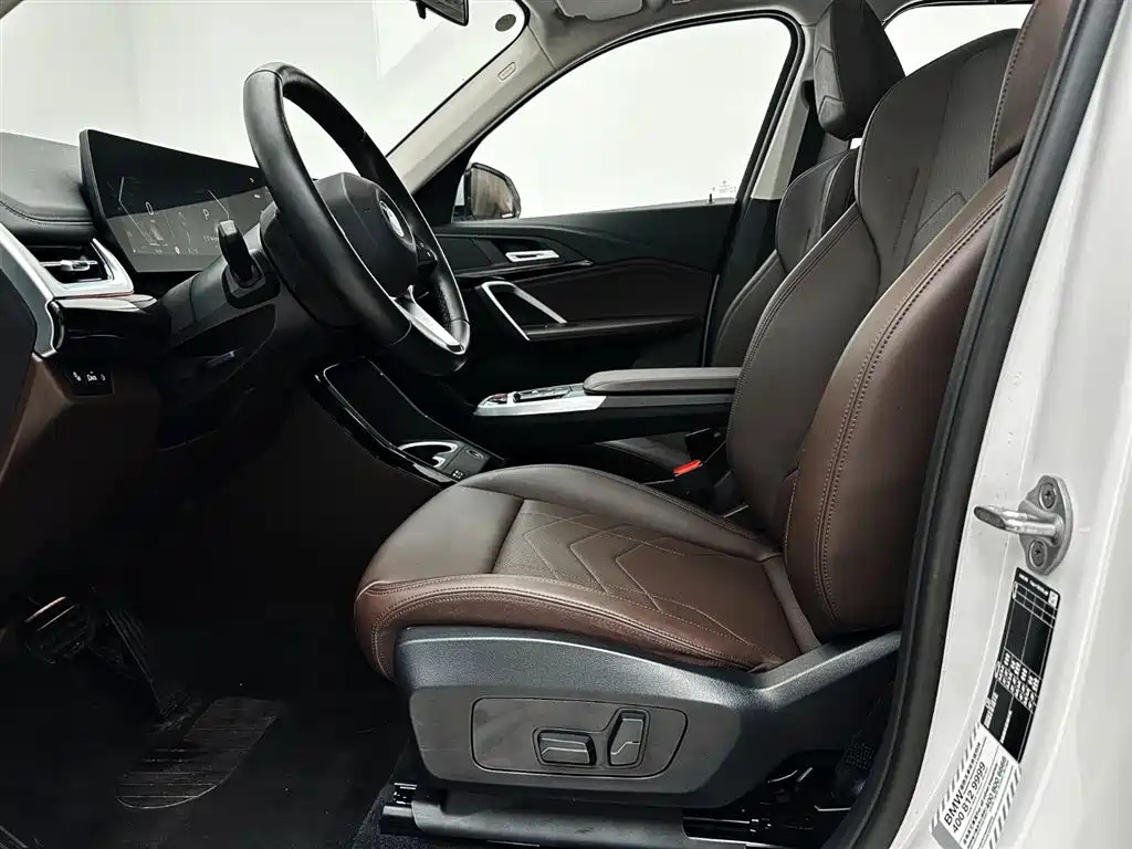 BMW X1 2023 sDrive20Li X Design Package фото 19