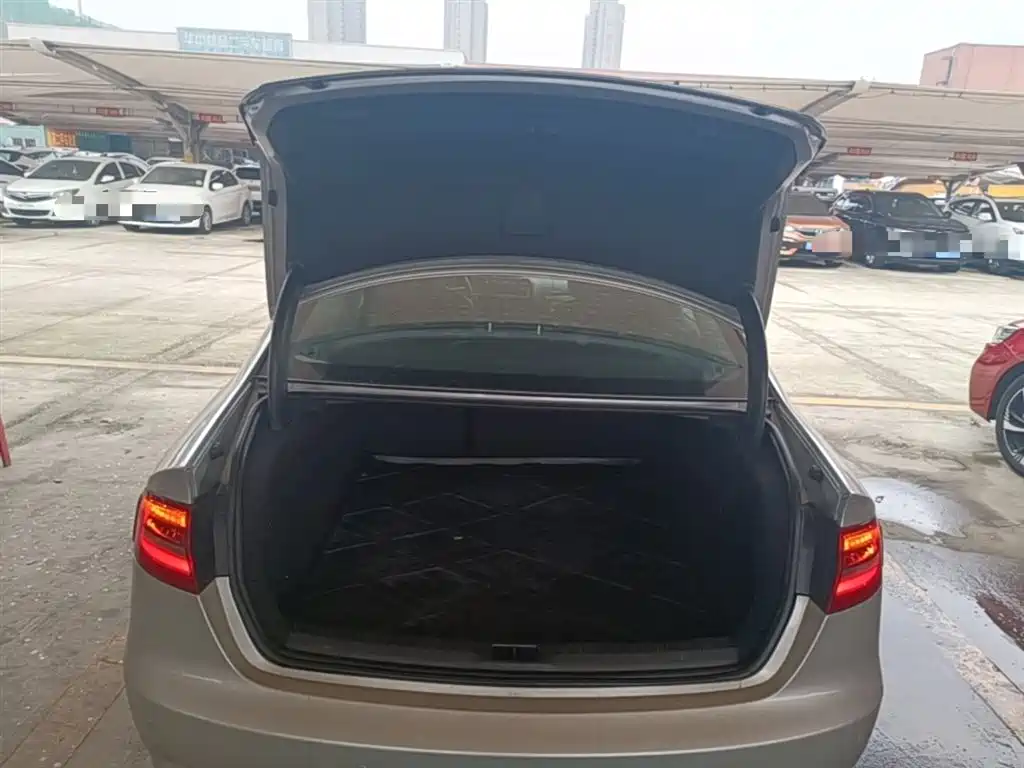 Audi A4L 2015 35 TFSI Auto Standard фото 19