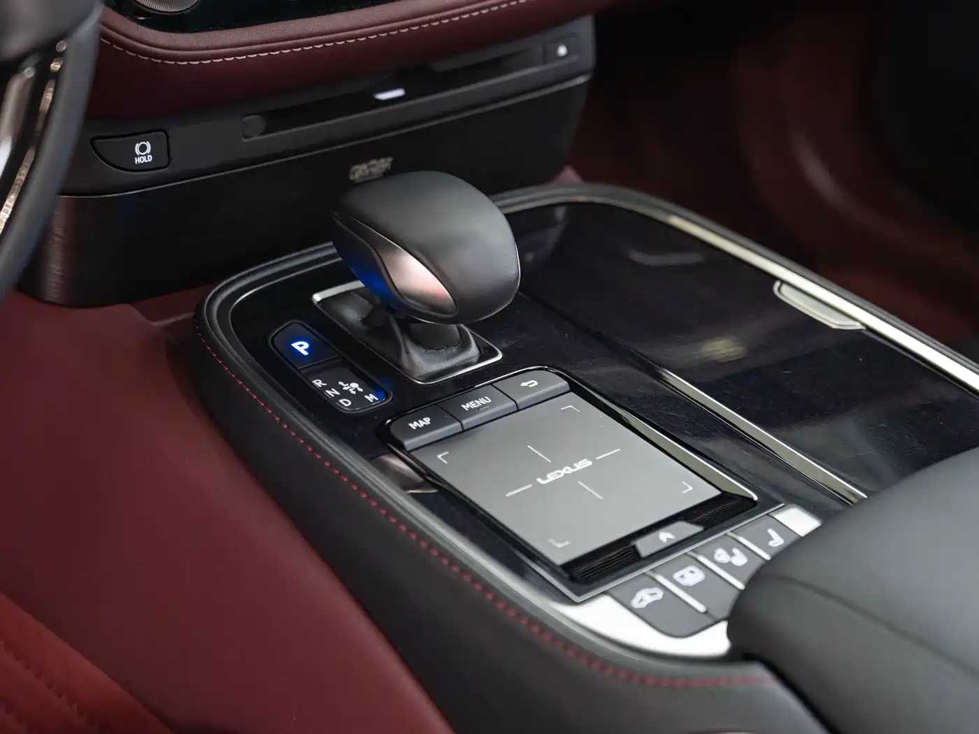 Lexus LS 2021 500h Executive Edition фото 15