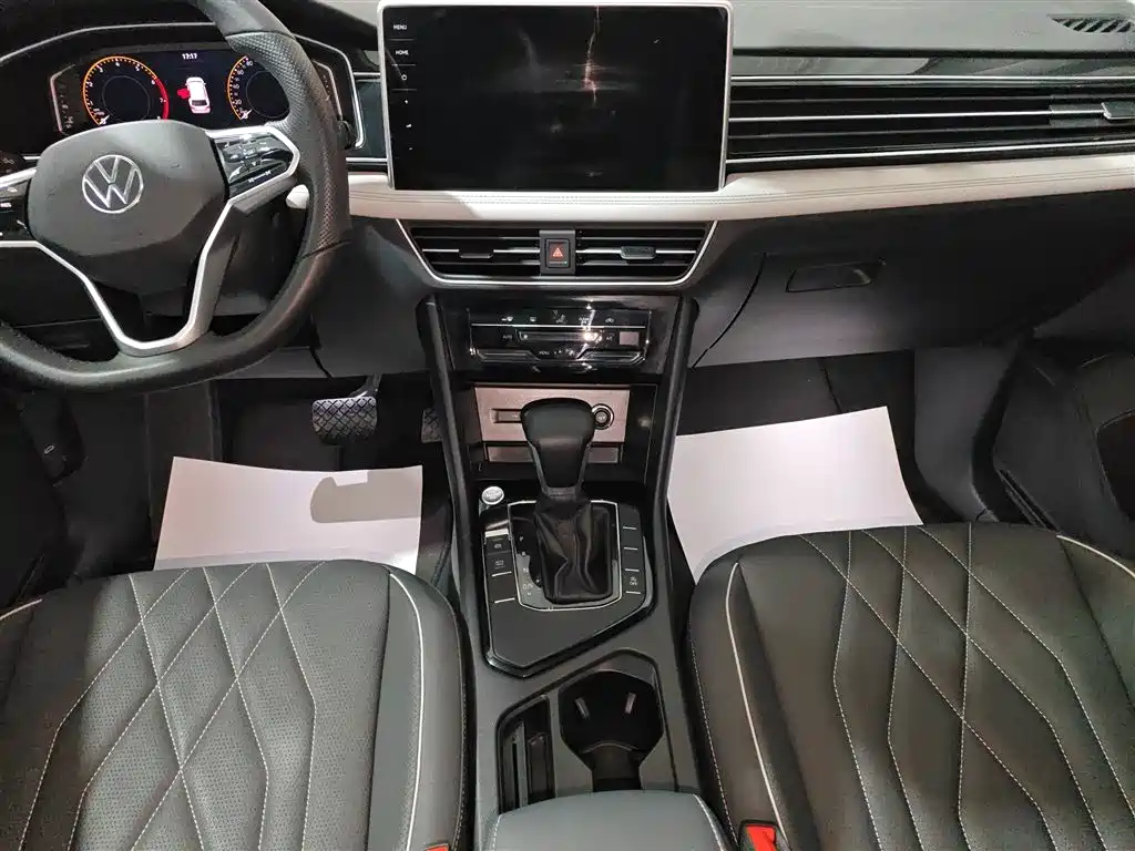 Volkswagen Tiguan L 2023 330TSI Auto 2WD Smart Edition фото 9