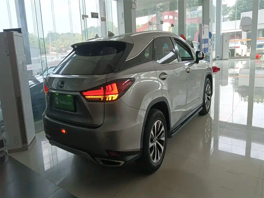 LEXUS RX