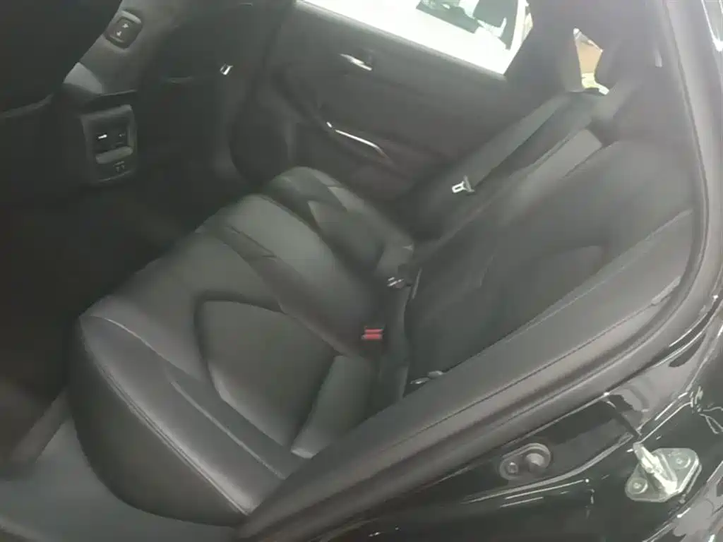 Toyota Avalon 2021 2.5L Luxury Edition фото 17