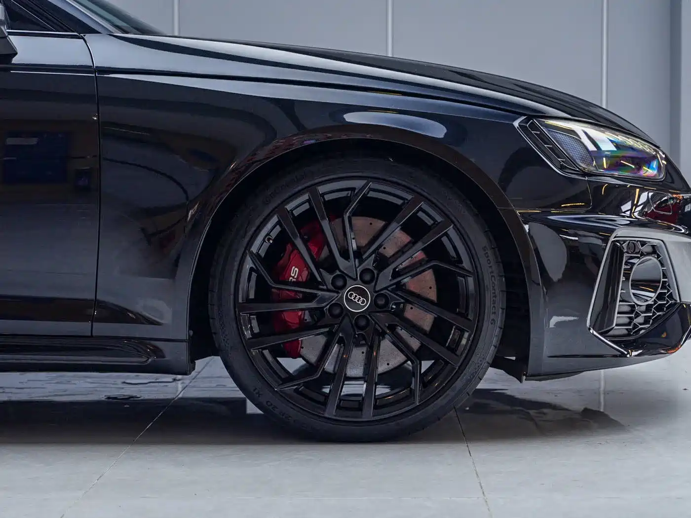 Audi RS 4 2021 RS4 Avant Obsidian Edition фото 5