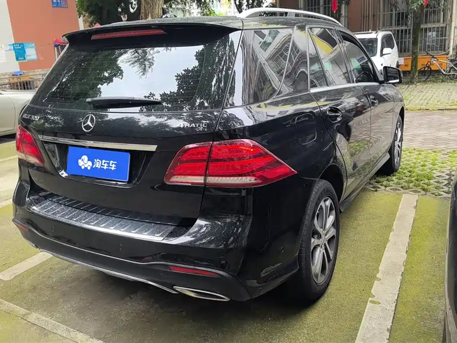 Mercedes-Benz GLE 2017 GLE 320 4MATIC Dynamic фото 3
