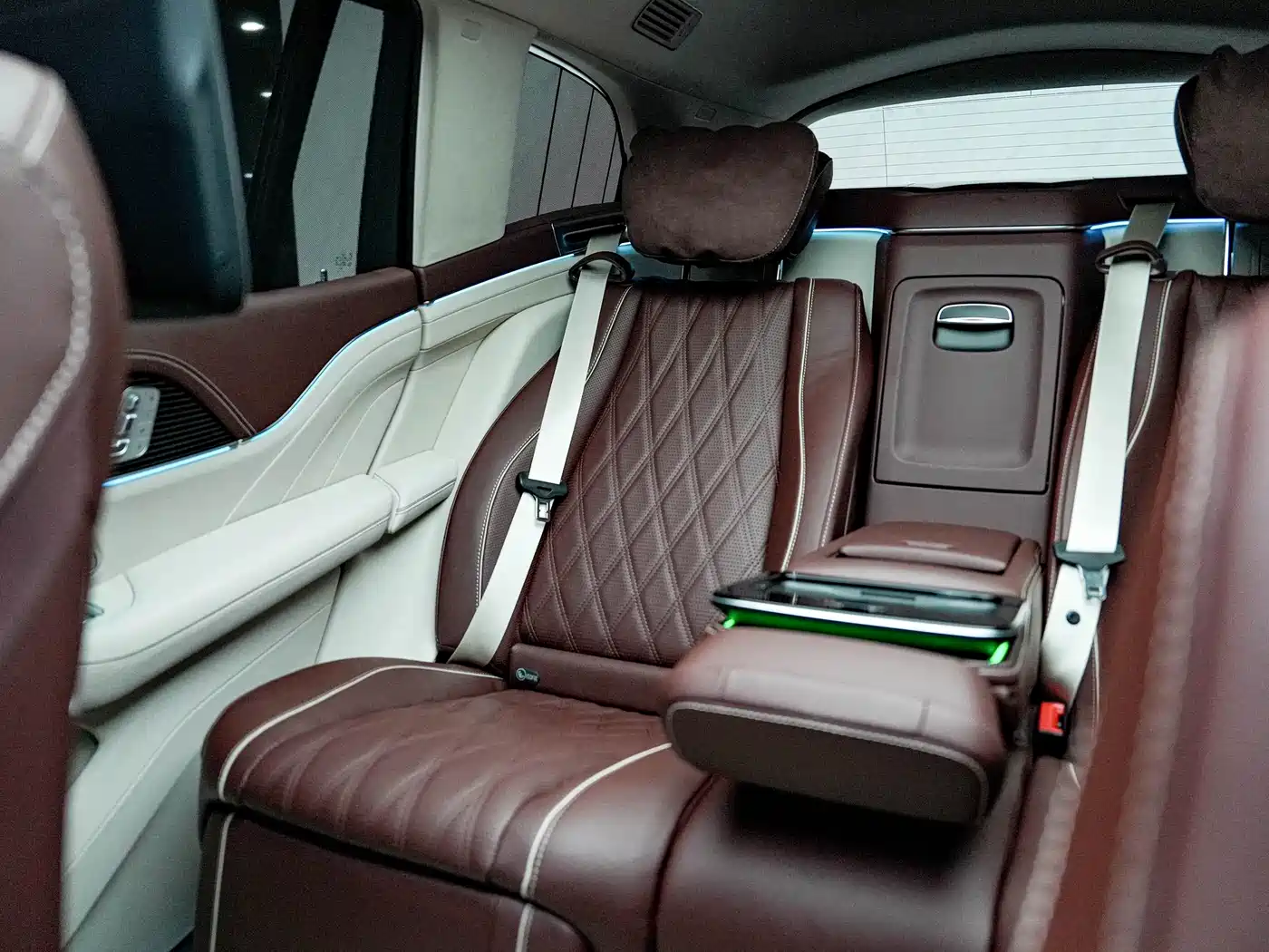 Mercedes-Benz Maybach GLS 2024 GLS 480 4MATIC фото 29