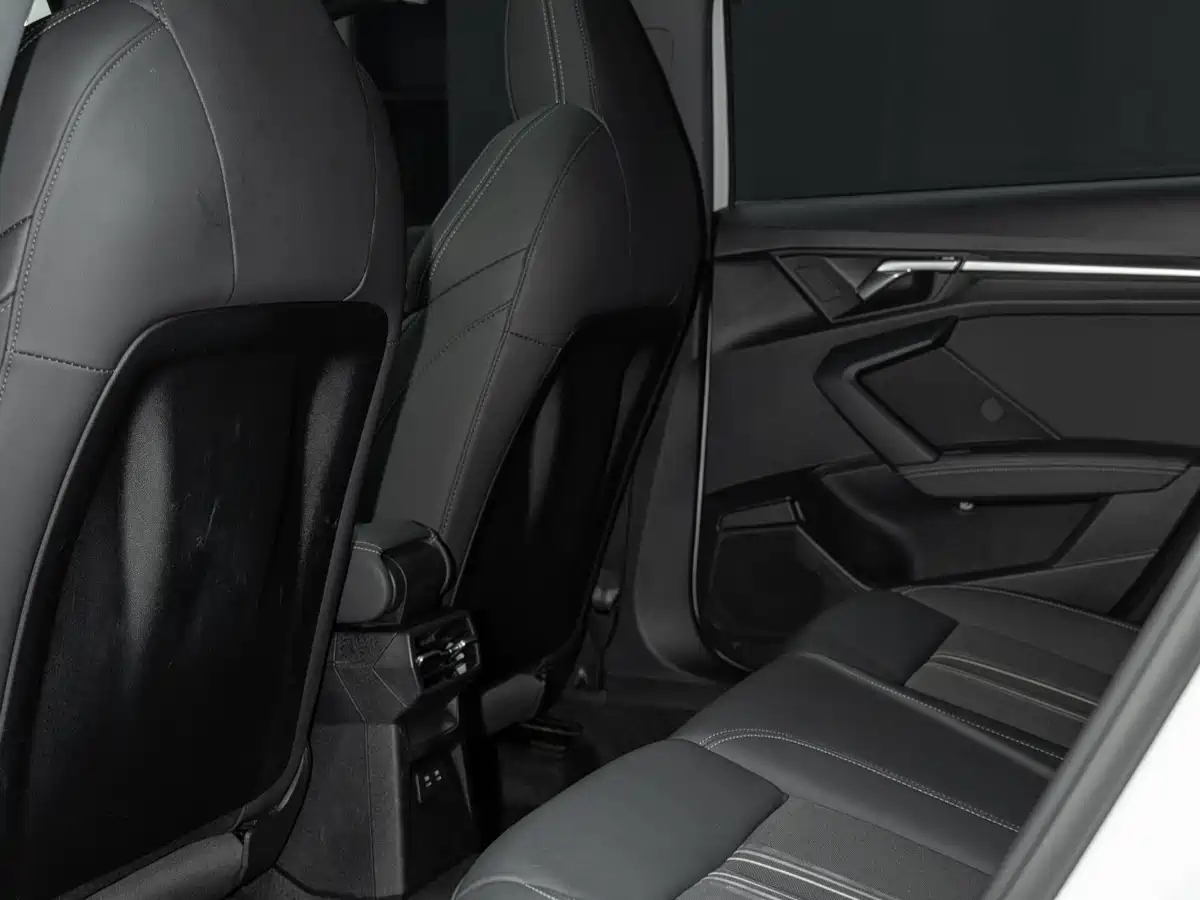 Audi A3 2023 A3L Limousine 35 TFSI Fashion Sport фото 16