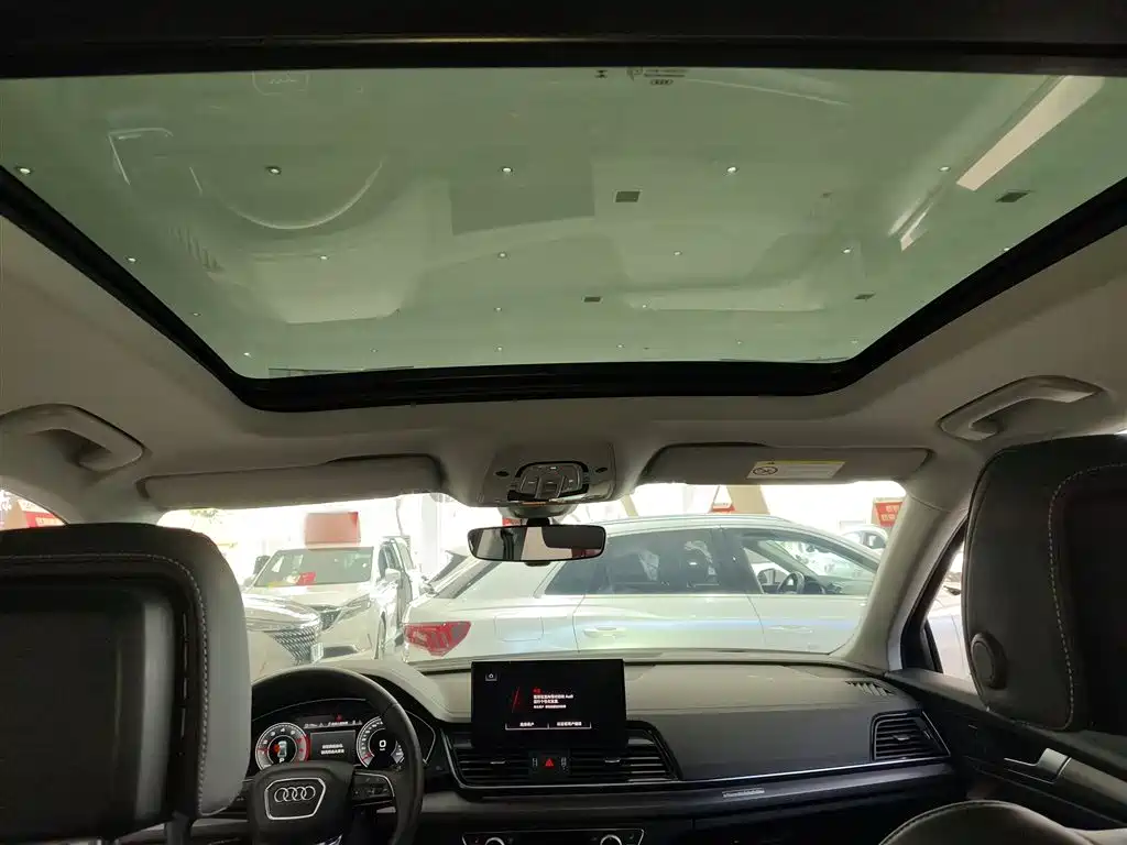 Audi Q5L 2022 Facelift 40T Luxury Dynamic фото 14