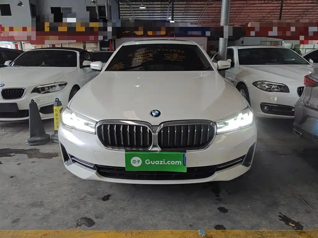 BMW 5 Series 2023 530Li Leading Luxury Package фото 3