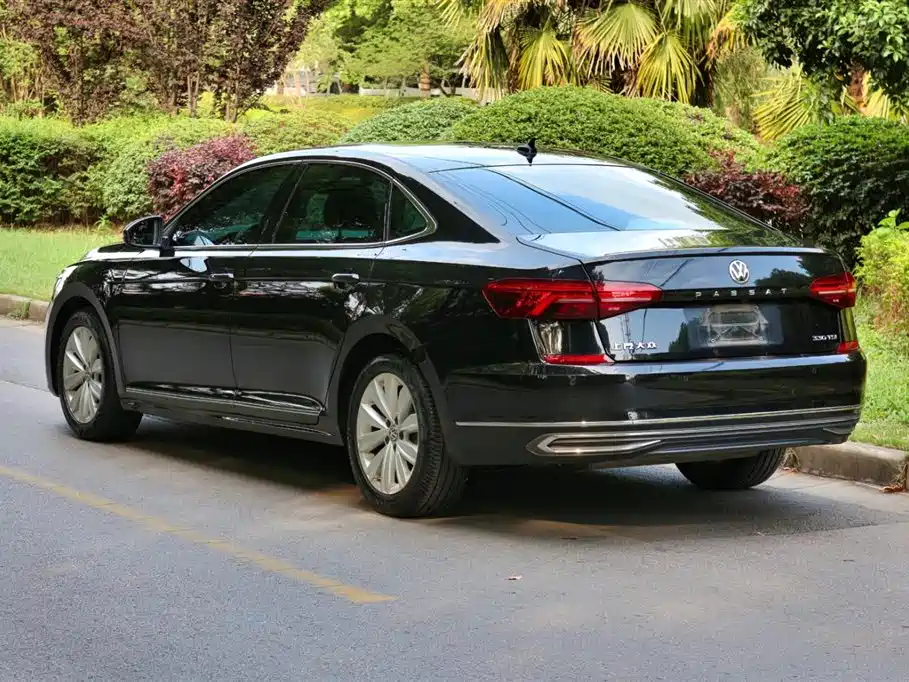 Volkswagen Passat 2020 330TSI Elite Edition China V фото 5