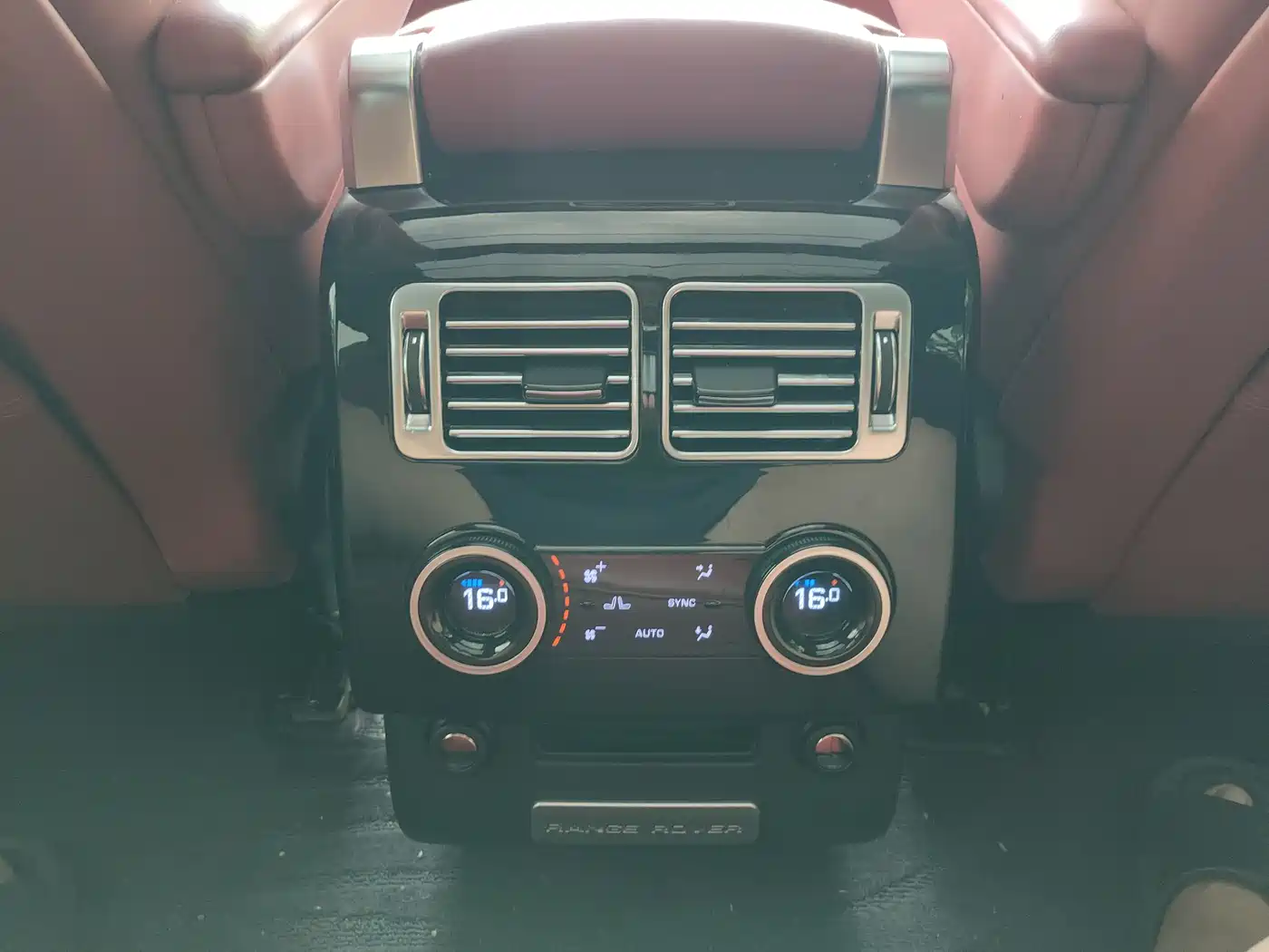 Land Rover Range Rover 2014 3.0 SC V6 Vogue фото 11