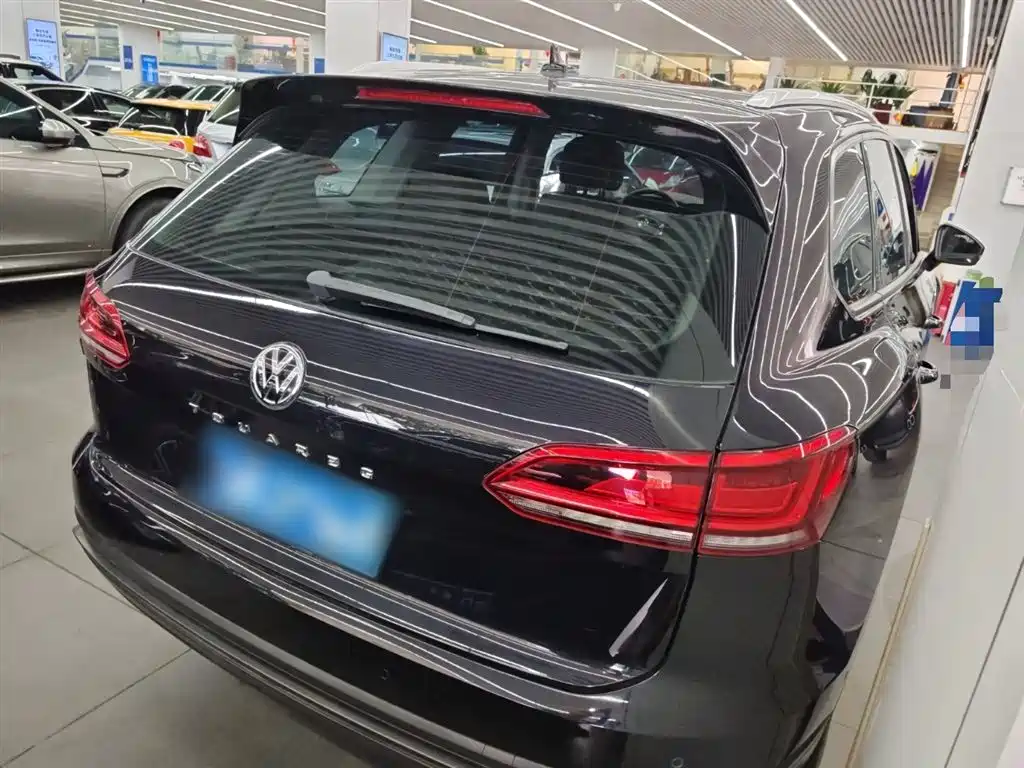 Volkswagen Touareg 2019 2.0TSI Pilot Edition China VI фото 7