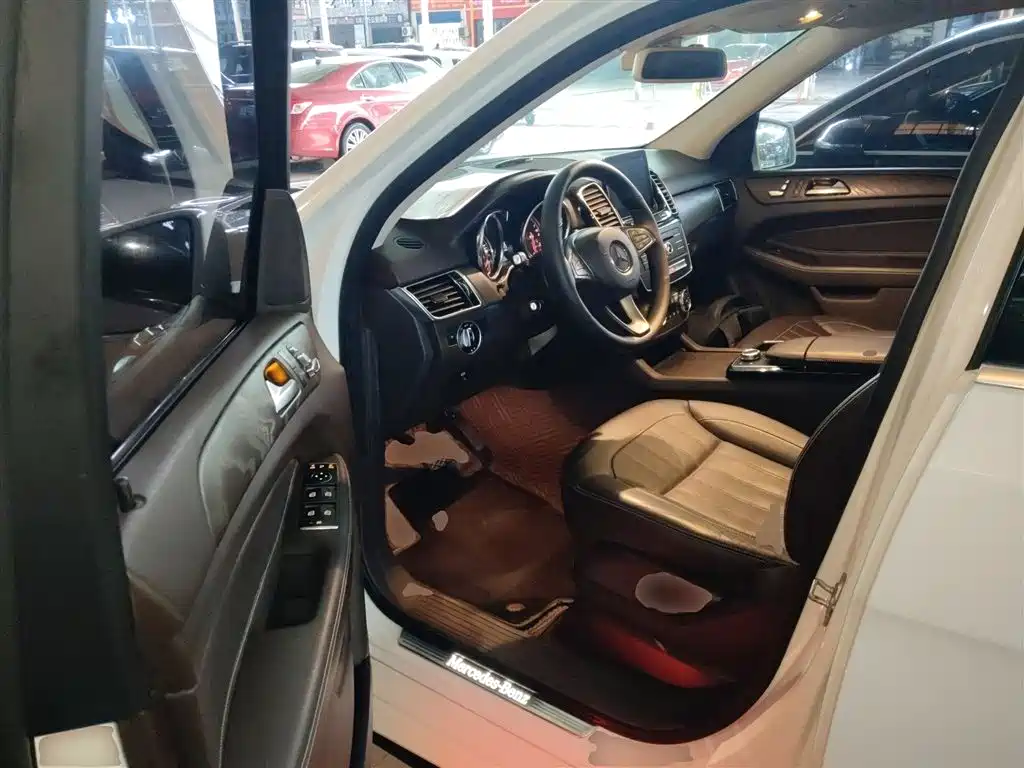 Mercedes-Benz GLE 2017 GLE 320 4MATIC Dynamic фото 16