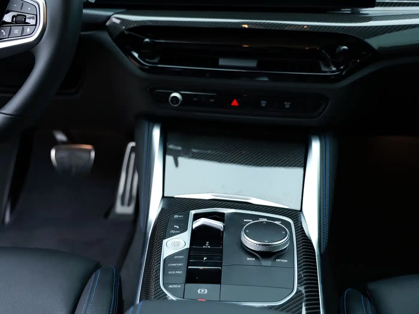 BMW M240I