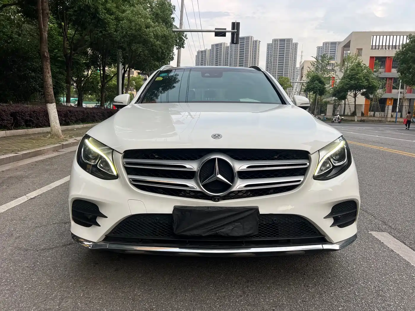 Mercedes-Benz GLC 2018 Facelift GLC 260 4MATIC Luxury фото 3