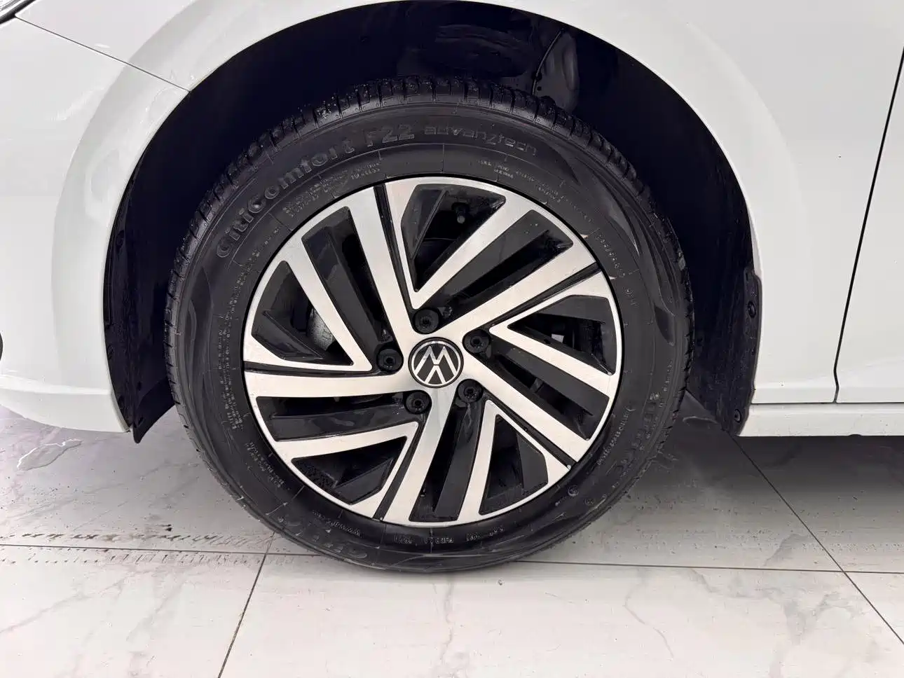 Volkswagen Lavida 2024 Model 1.5L Automatic Starlight 5 Million Edition фото 31