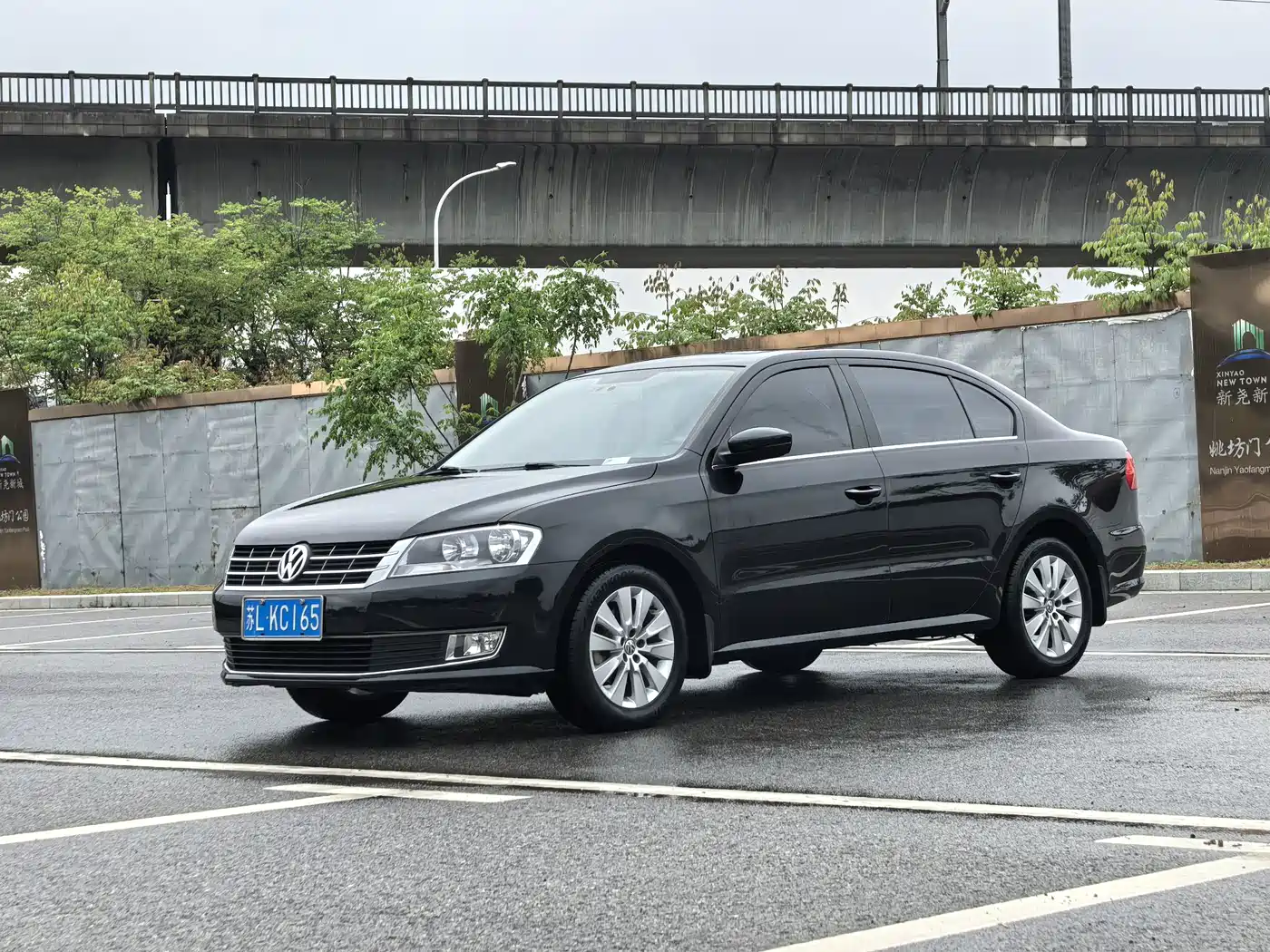 Volkswagen Lavida 2013 1.6L Manual Comfort Edition