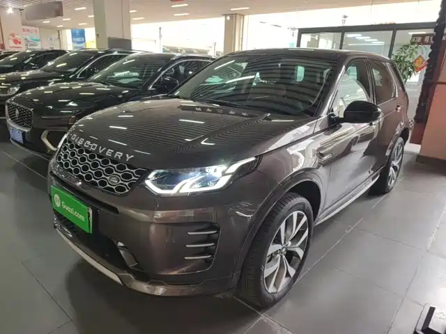 Land Rover Discovery Sport 1.5T P300e, подключаемый гибрид