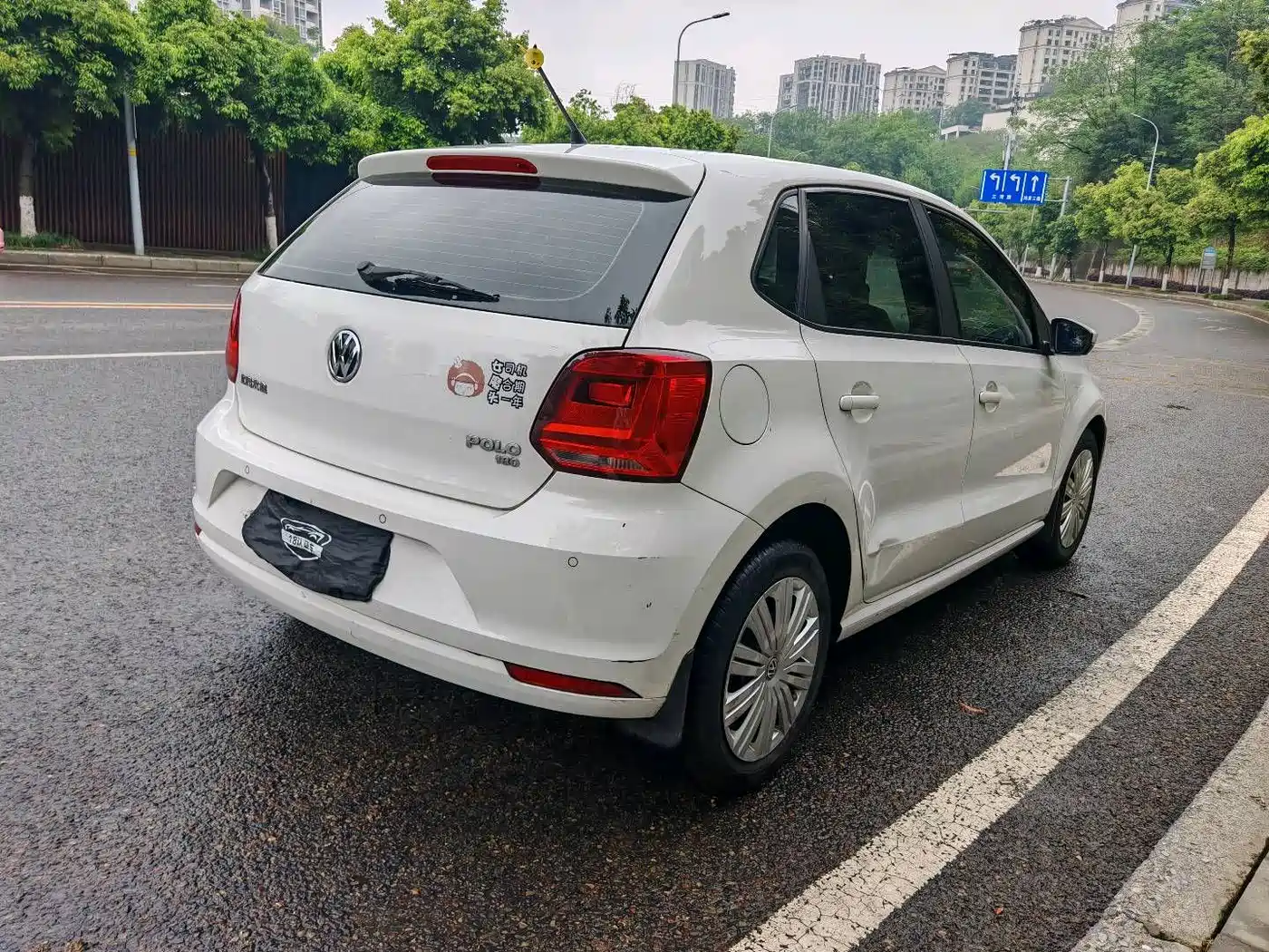 Volkswagen Polo 2016 1.6L Automatic Comfort фото 6
