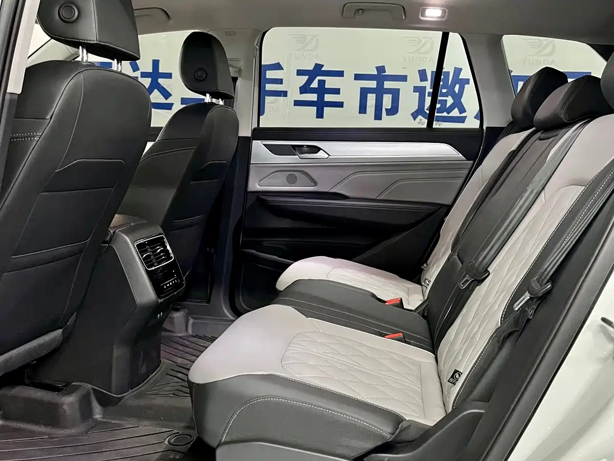 Volkswagen Talagon 2023 380TSI 4WD R-Line Touring Edition фото 12