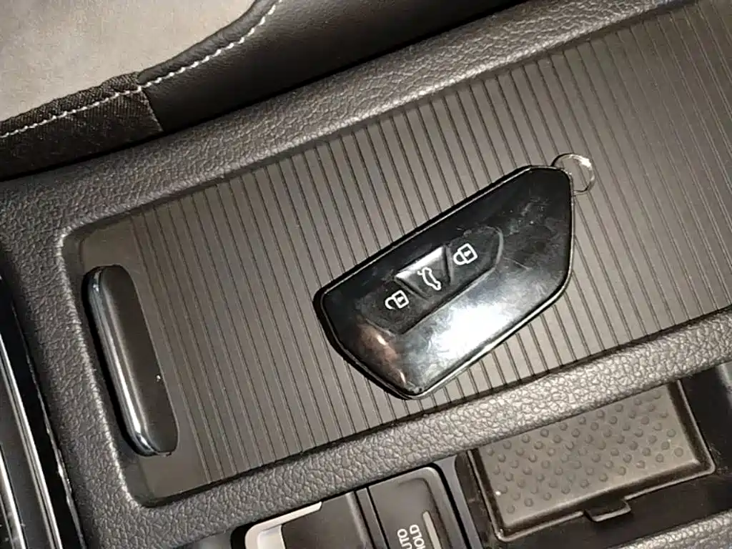 صورة 9 - Volkswagen Golf