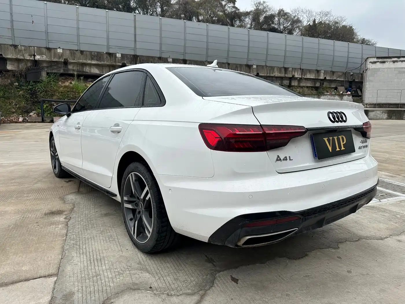 Audi A4L 2022 40 TFSI Luxury Dynamic фото 7