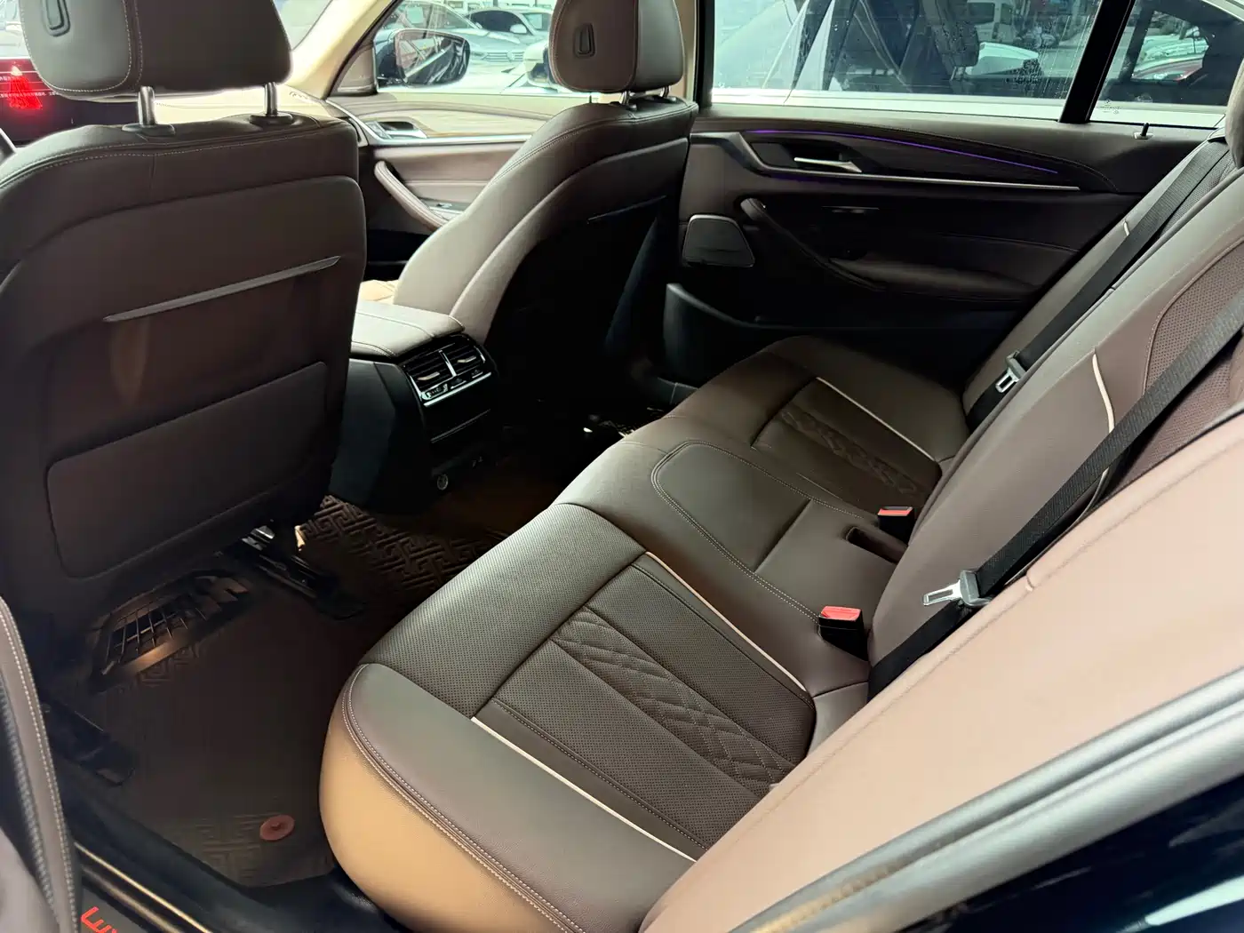 BMW 5 Series 2022 530Li Leading Luxury Package фото 11
