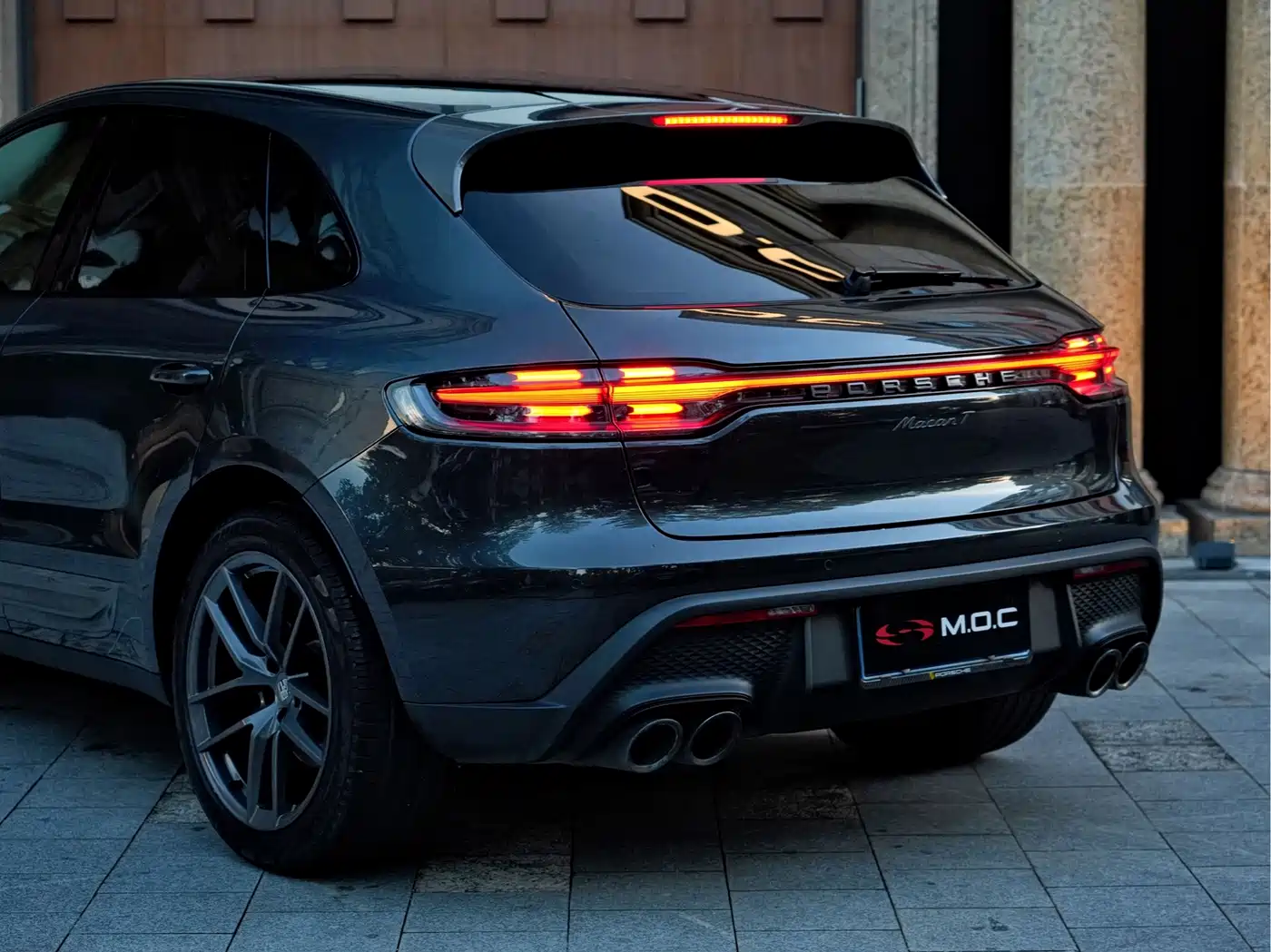 Фото 14 - Porsche Macan