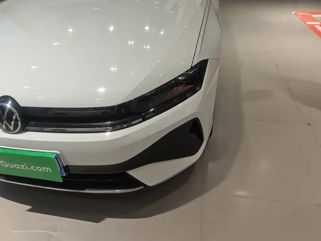 Volkswagen Sagitar, миниатюра 24